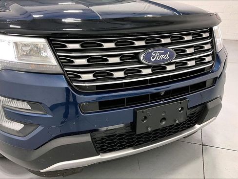 Used 2017 Ford Explorer Limited w/ Equipment Group 301A image 37