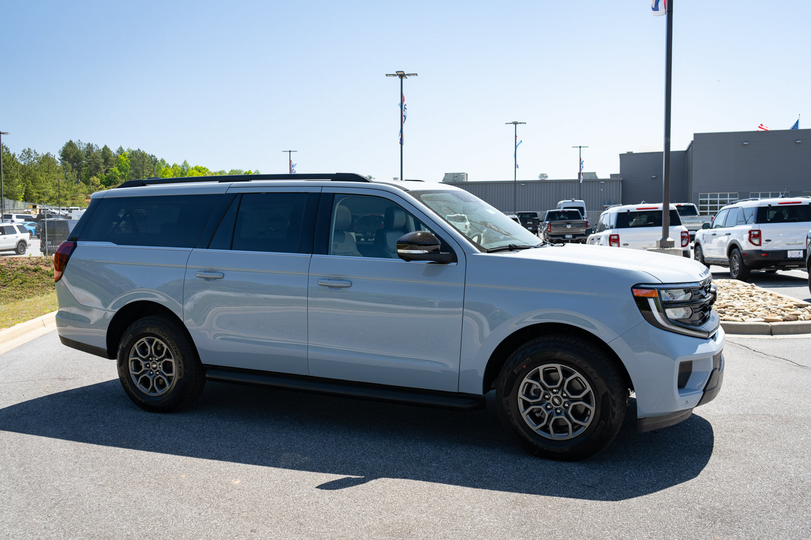 New 2026 Ford Expedition Max Active AWD/4WD image 12