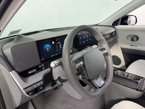 Used 2026 Hyundai Ioniq 5 Limited image 22