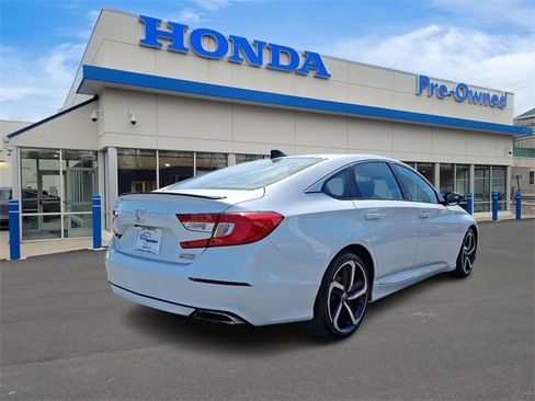 Used 2022 Honda Accord Sport Special Edition image 4