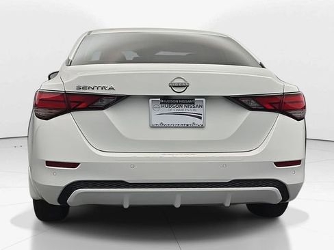 Used 2024 Nissan Sentra S FWD image 9