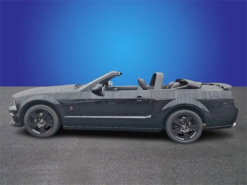 Used 2006 Ford Mustang GT image 7