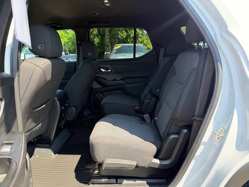 Used 2023 Chevrolet Traverse LT AWD/4WD image 23