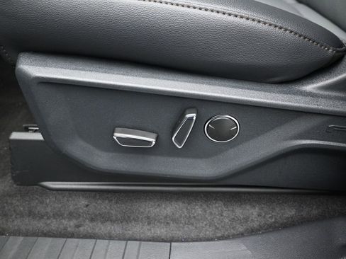 New 2025 Ford F150 Lightning Lariat image 10