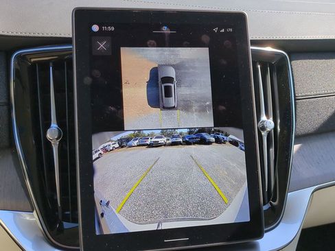 New 2026 Volvo XC90 B6 Ultra w/ Protection Package image 22