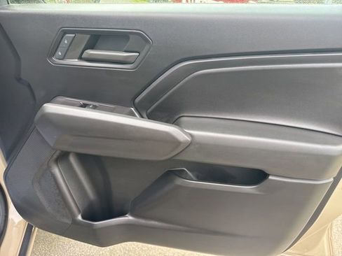 Used 2023 Chevrolet Colorado W/T RWD image 29