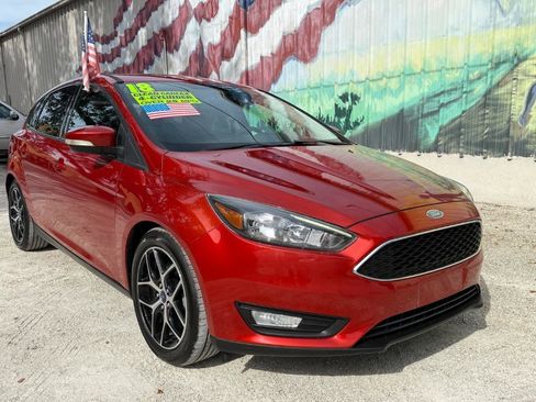 Used 2018 Ford Focus SEL image 1