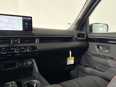 New 2026 Honda Pilot Sport image 29