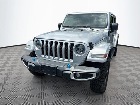 Certified 2022 Jeep Wrangler Unlimited Sahara w/ Cold Weather Group AWD/4WD image 2