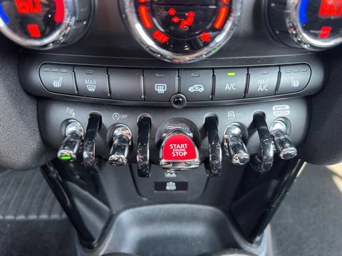 Used 2024 MINI Cooper S w/ Seaside Edition FWD image 21