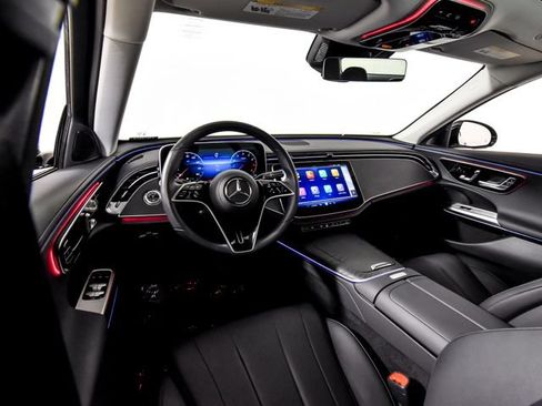 Certified 2025 Mercedes-Benz E 350 Sedan w/ Winter Package image 23