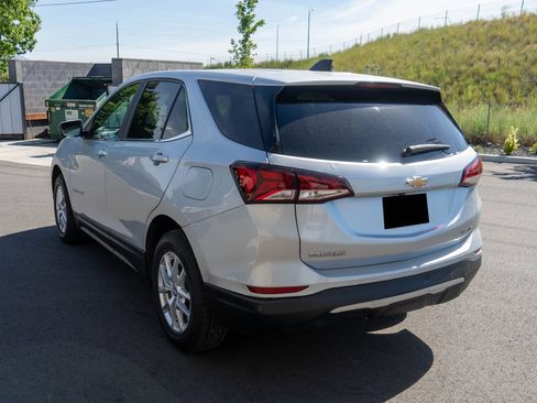 Used 2022 Chevrolet Equinox LT AWD/4WD image 5