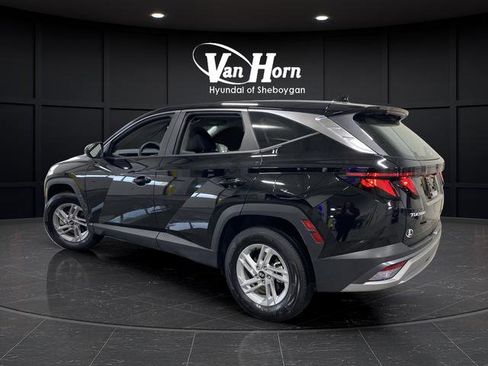 Certified 2025 Hyundai Tucson SE image 5