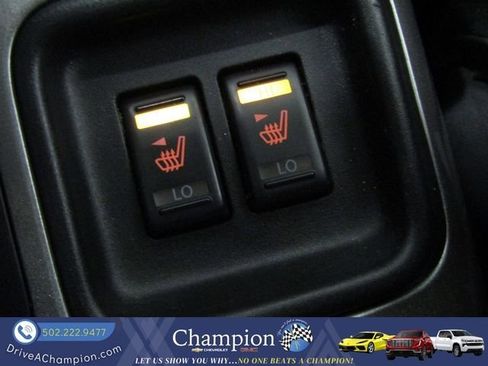 Used 2016 Nissan Juke SL image 9