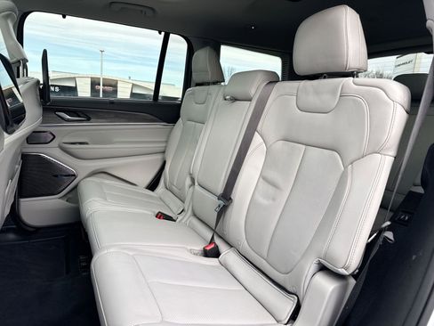 Used 2023 Jeep Grand Cherokee L Overland w/ Advanced Protech Group III image 25