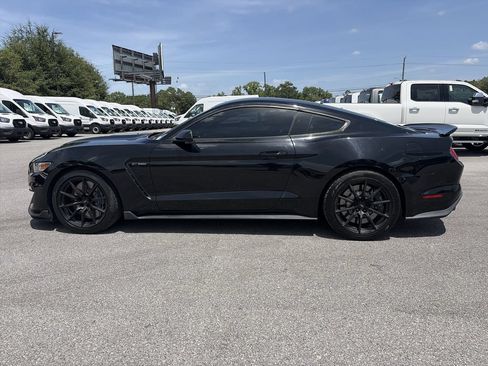 Used 2016 Ford Mustang Shelby GT350 w/ Track Package RWD image 4