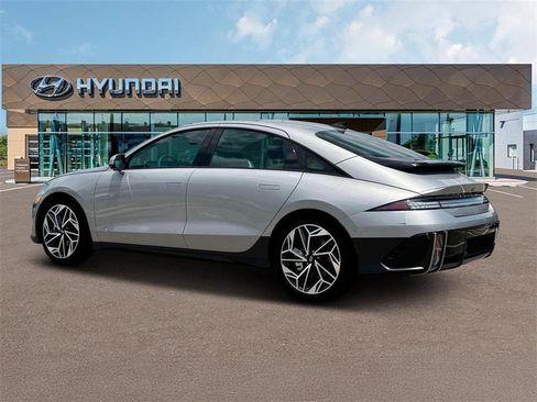 New 2025 Hyundai Ioniq 6 Limited image 4