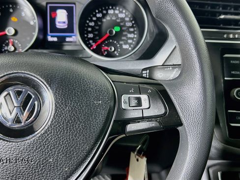 Used 2019 Volkswagen Tiguan S w/ 3rd Row Seat Package AWD/4WD image 19