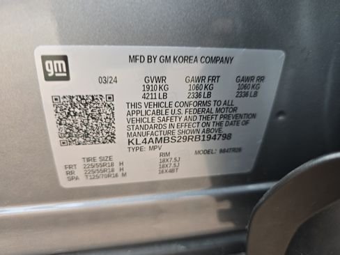 Used 2024 Buick Encore GX Preferred w/ Comfort Package FWD image 33