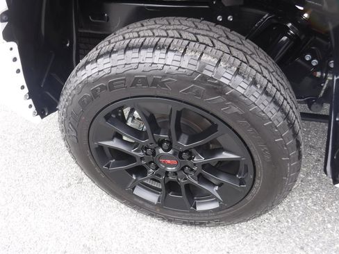 Used 2025 Toyota Tundra SR image 4