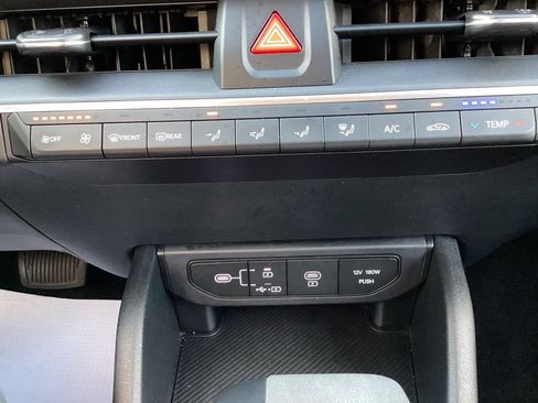 Used 2025 Kia K4 FWD image 16