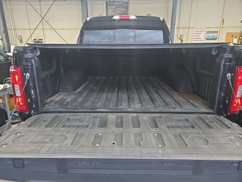 Used 2021 Ford F150 XLT w/ Equipment Group 302A High image 12