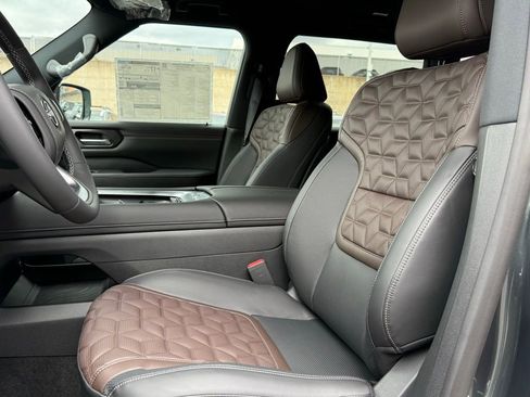 New 2026 Nissan Armada Platinum Reserve w/ Accent Package AWD/4WD image 15