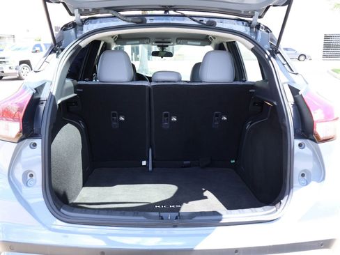 Used 2023 Nissan Kicks SR w/ SR Premium Package image 19