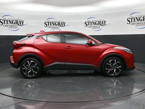 Used 2021 Toyota C-HR XLE FWD image 8