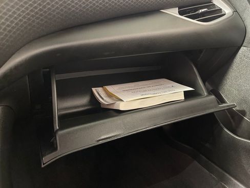 Used 2024 Chevrolet Malibu LT image 25