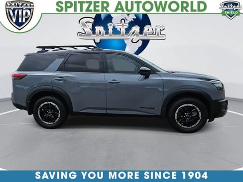 Used 2024 Nissan Pathfinder Rock Creek AWD/4WD image 10