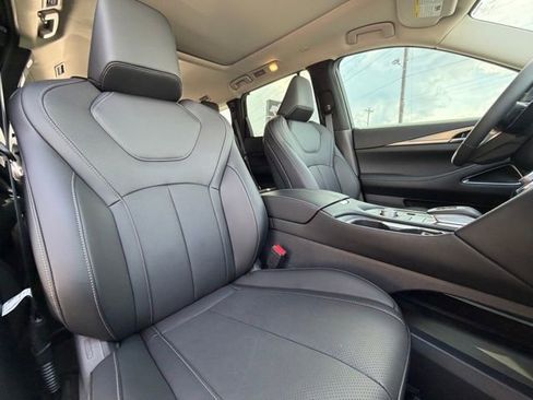 Used 2026 INFINITI QX60 Luxe w/ Cargo Package AWD/4WD image 18