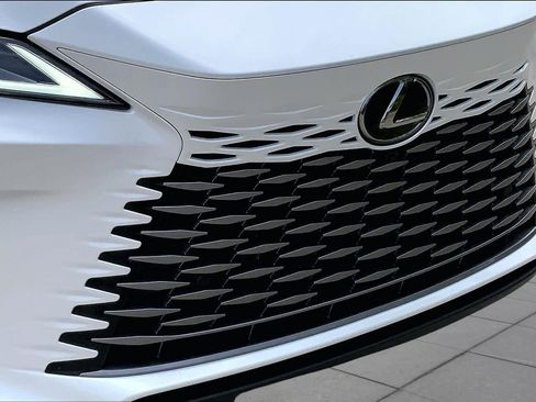 Used 2025 Lexus RX 350 AWD w/ Convenience Package image 28
