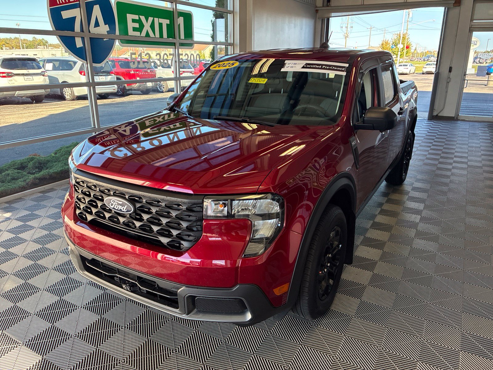 Used 2025 Ford Maverick XLT FWD image 3