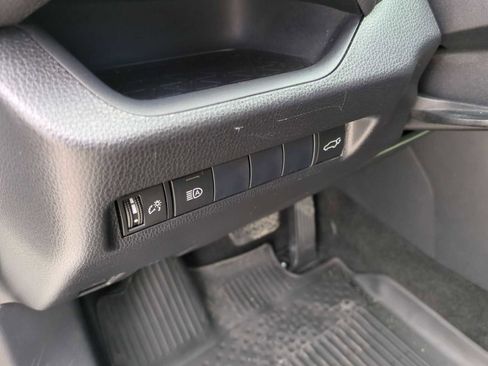 Used 2019 Toyota RAV4 XSE image 36