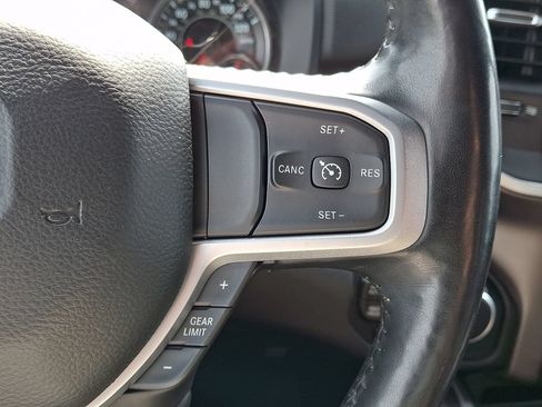 Used 2020 RAM 1500 Big Horn AWD/4WD image 23