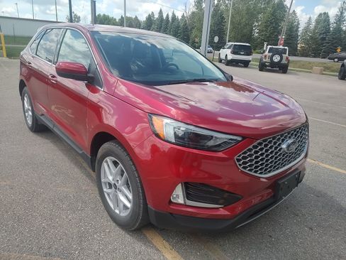 Used 2023 Ford Edge SEL w/ Convenience Package AWD/4WD image 7