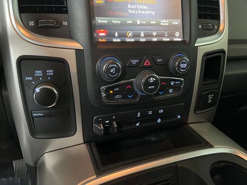 Used 2018 RAM 2500 Big Horn AWD/4WD image 13