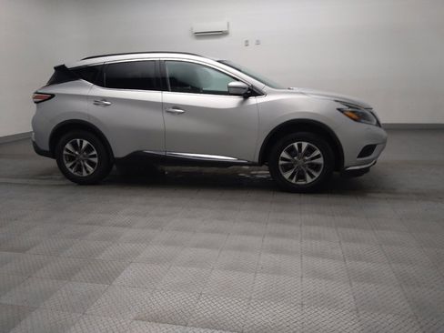 Used 2018 Nissan Murano SV FWD image 11