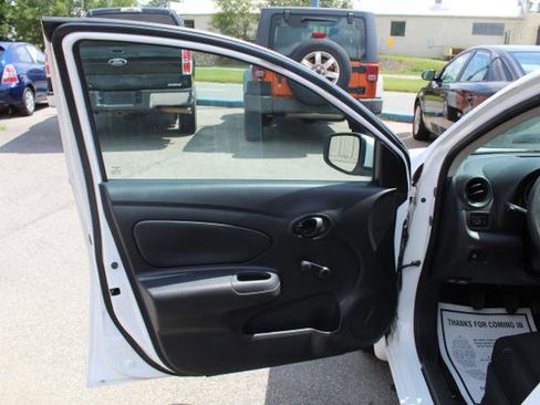 Used 2016 Nissan Versa S image 10