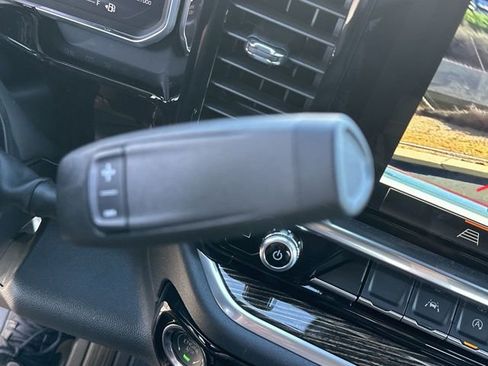 New 2026 GMC Sierra 1500 Elevation image 16