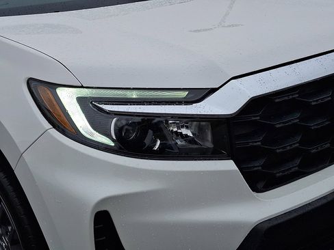 Certified 2023 Honda Passport EX-L image 9