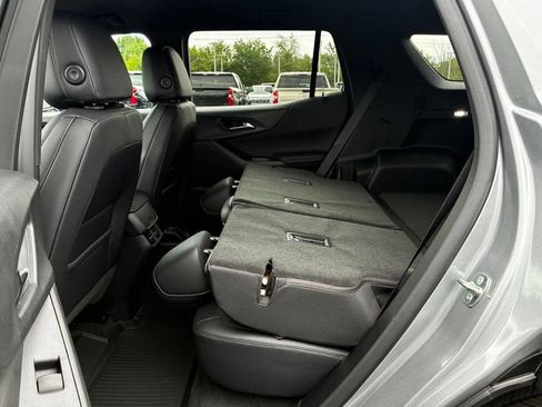 New 2027 Chevrolet Equinox LT w/ Convenience Package II AWD/4WD image 29