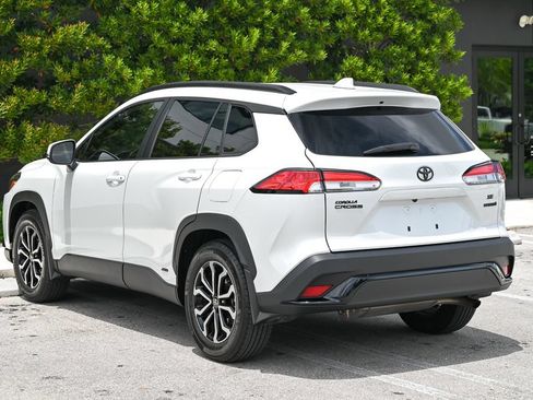 Used 2023 Toyota Corolla Cross AWD Hybrid image 6