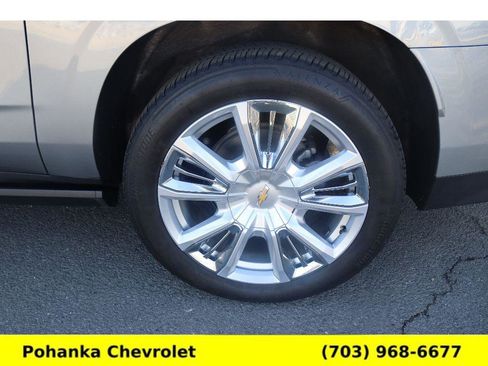 Certified 2024 Chevrolet Suburban High Country image 26