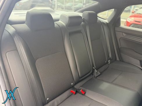 Used 2025 Honda Civic Sport image 20