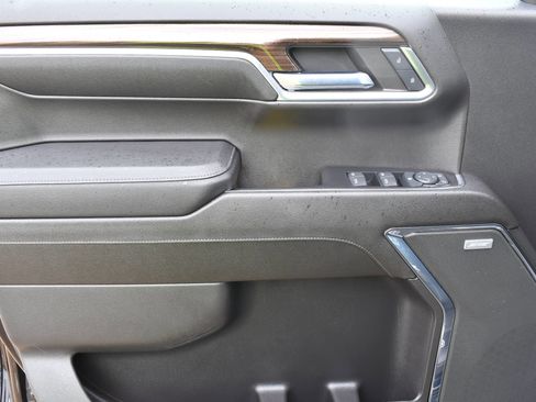 Used 2023 Chevrolet Silverado 1500 LT Trail Boss w/ LT Trail Boss Premium Package image 15