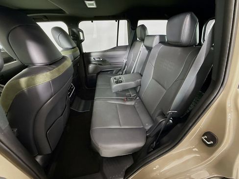 Used 2024 Lexus GX 550 AWD/4WD image 26
