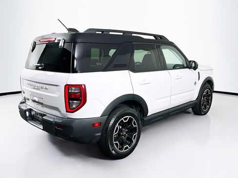 Used 2025 Ford Bronco Sport Outer Banks w/ Outer Banks Tech Package+ AWD/4WD image 9