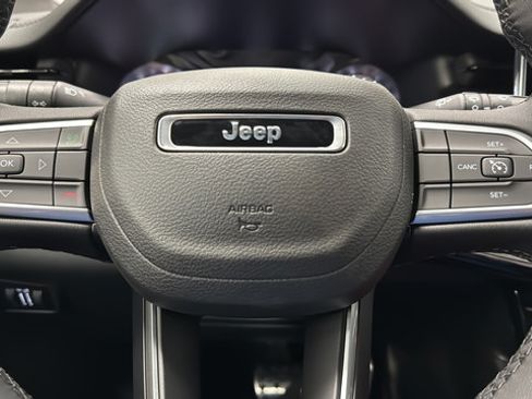 New 2026 Jeep Compass Latitude AWD/4WD image 15